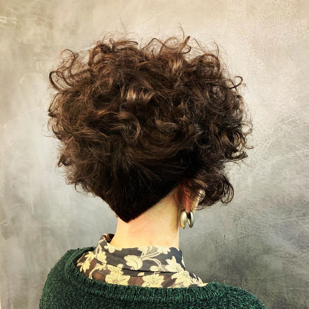 00002-curly-hairstyles-july-2019