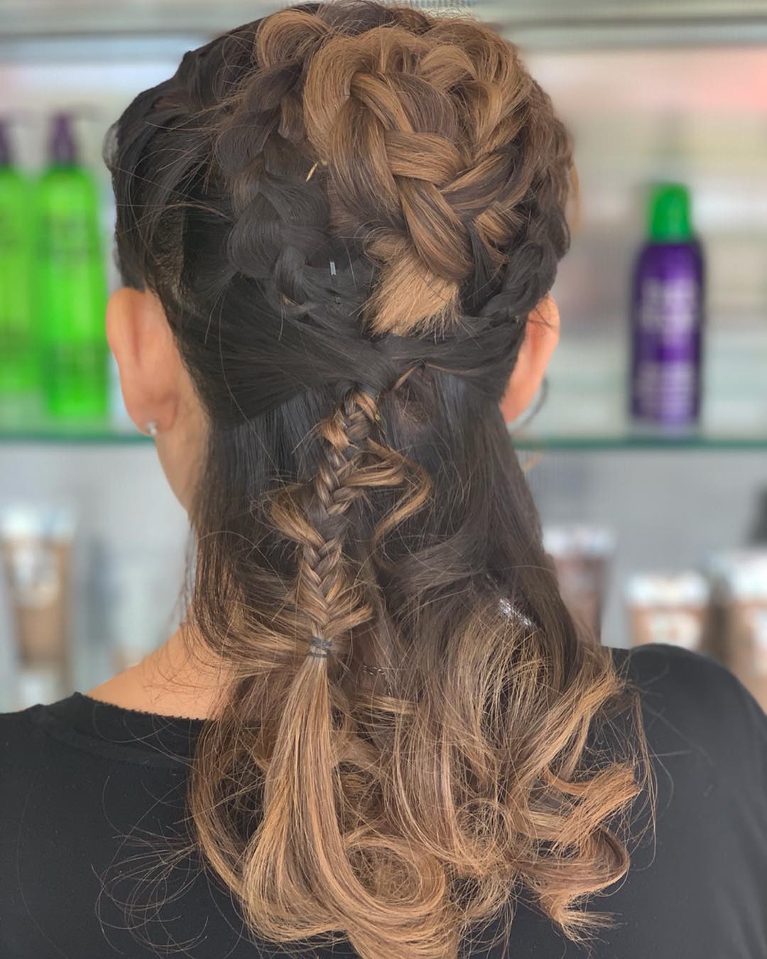 00007-medium-lenght-hairstyles-april-2019