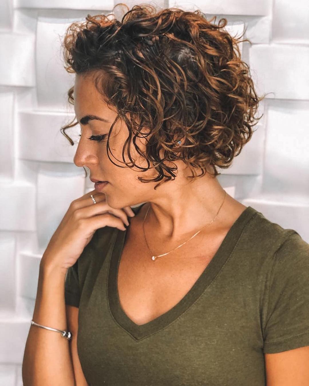 00011-curly-hairstyles-july-2019