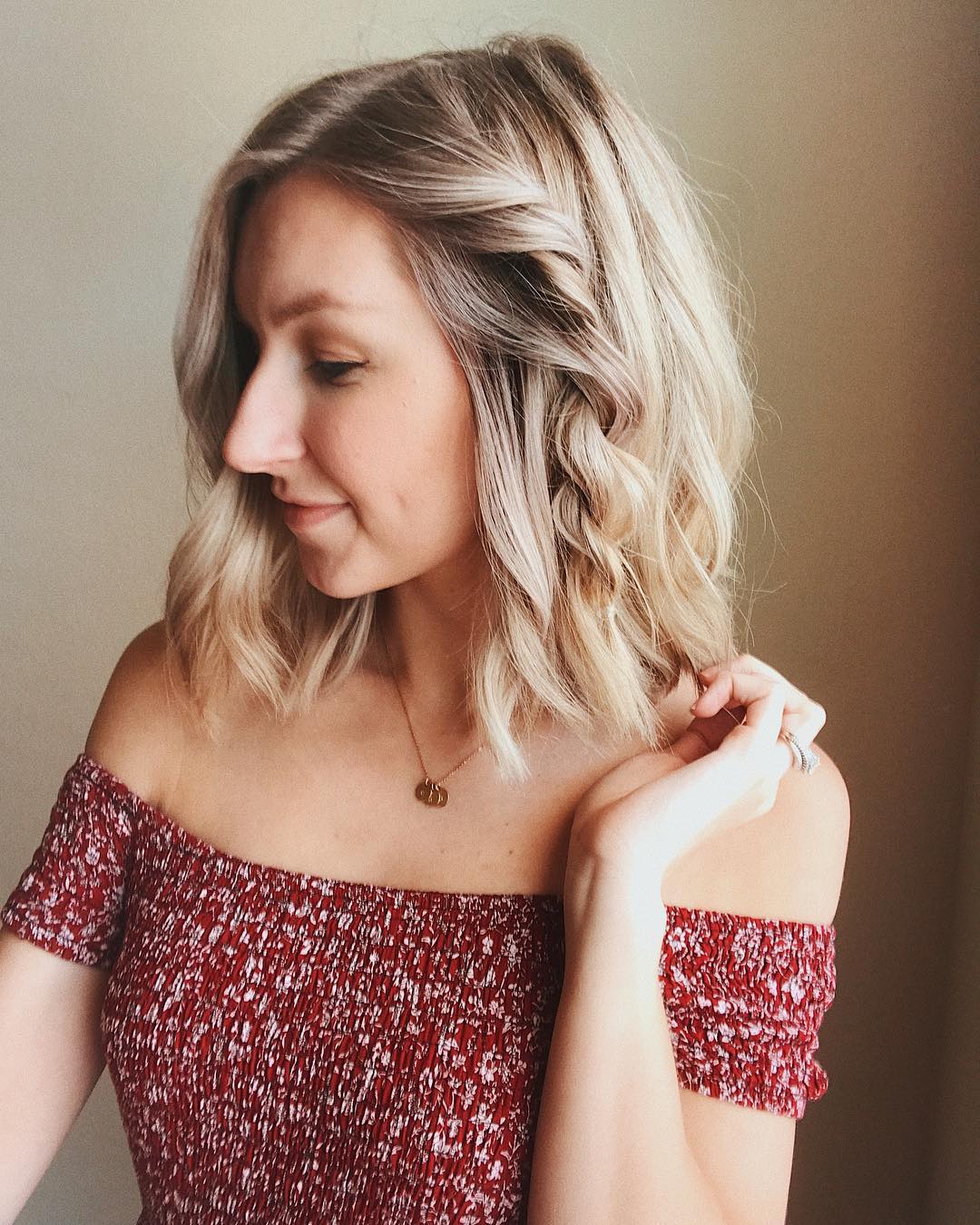 00016-curly-hairstyles-july-2019