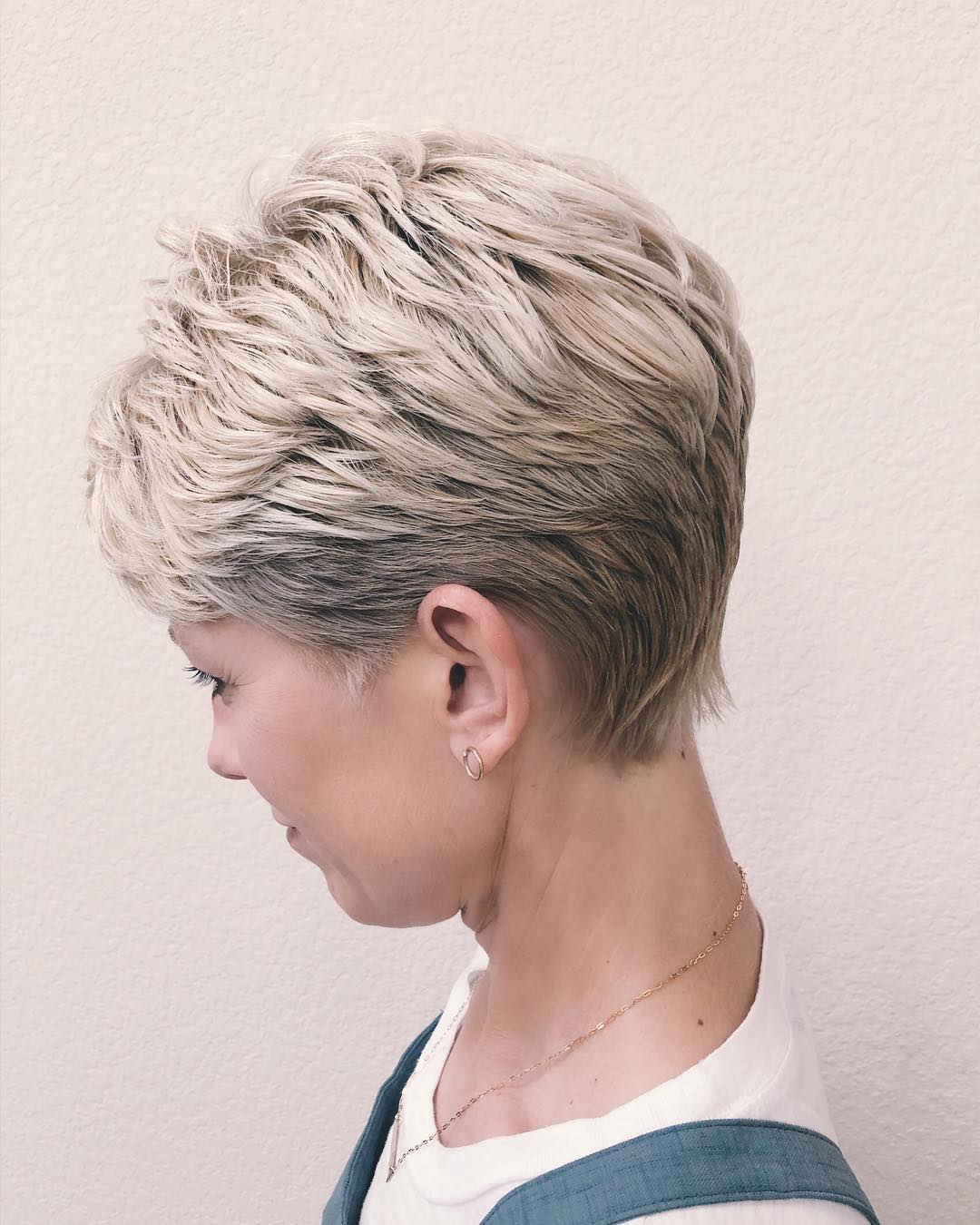 00018-pixie-short-hairstyles-april-2019