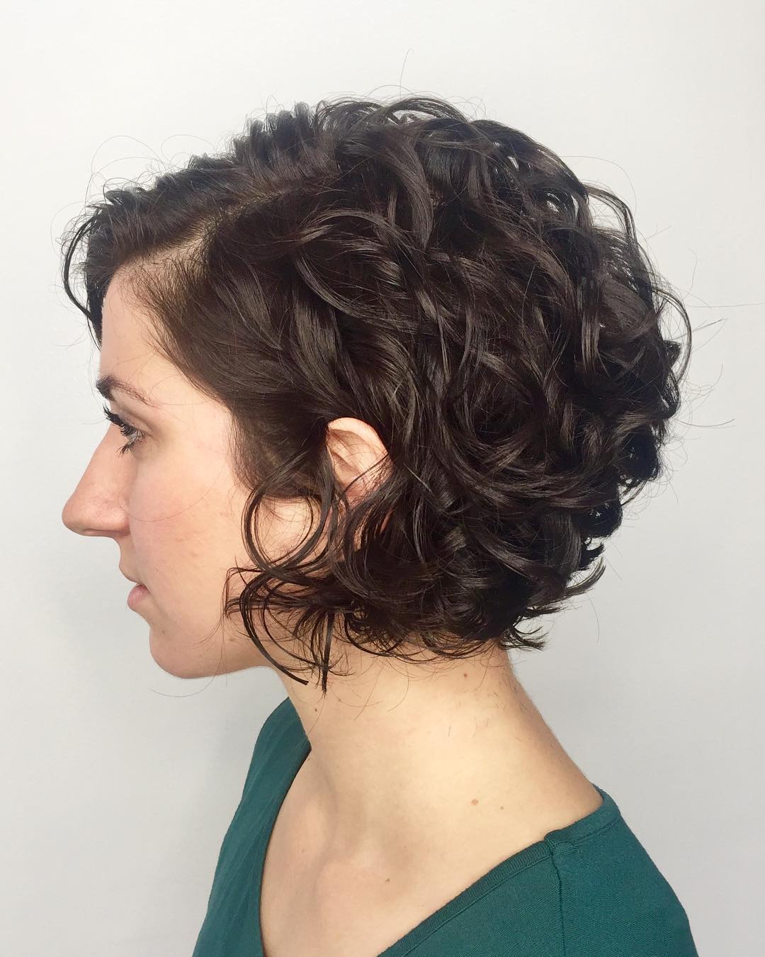 00024-curly-hairstyles-july-2019