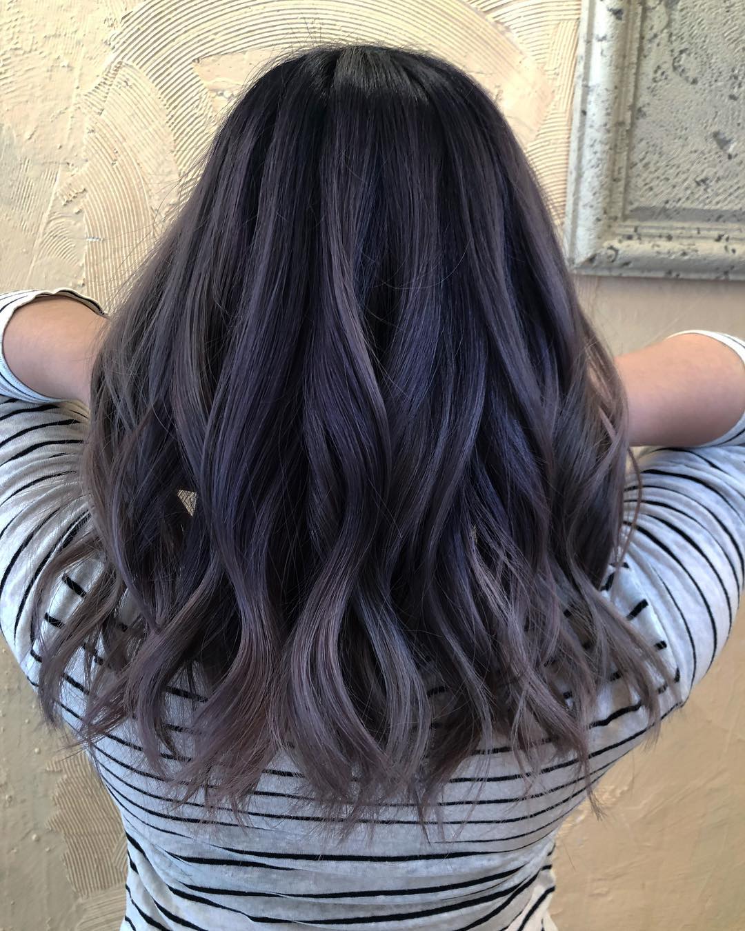 00026-medium-lenght-hairstyles-april-2019