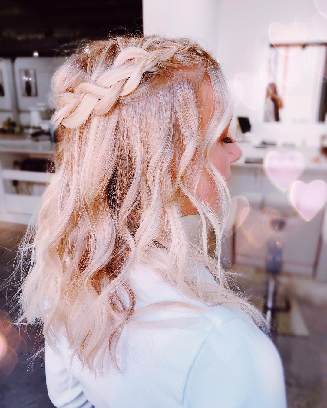 00027-medium-lenght-hairstyles-april-2019