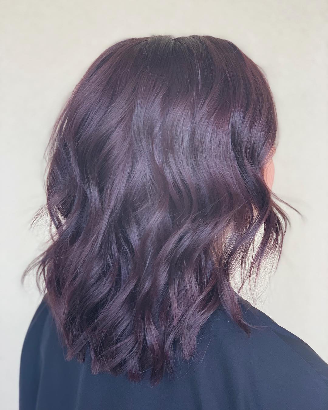 00036-medium-lenght-hairstyles-april-2019