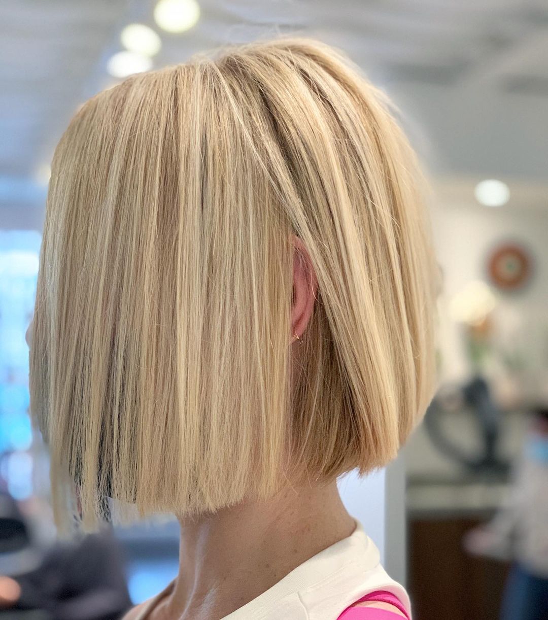 12-short-blunt-hairstyles-apr21