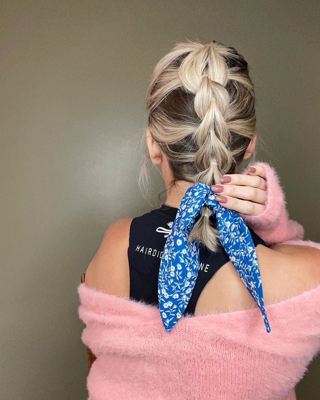 14-short-hairstyles-july-2020