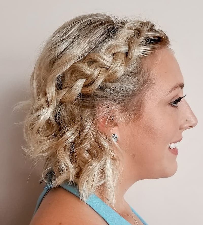 15-new-short-updo-styles-june-2020