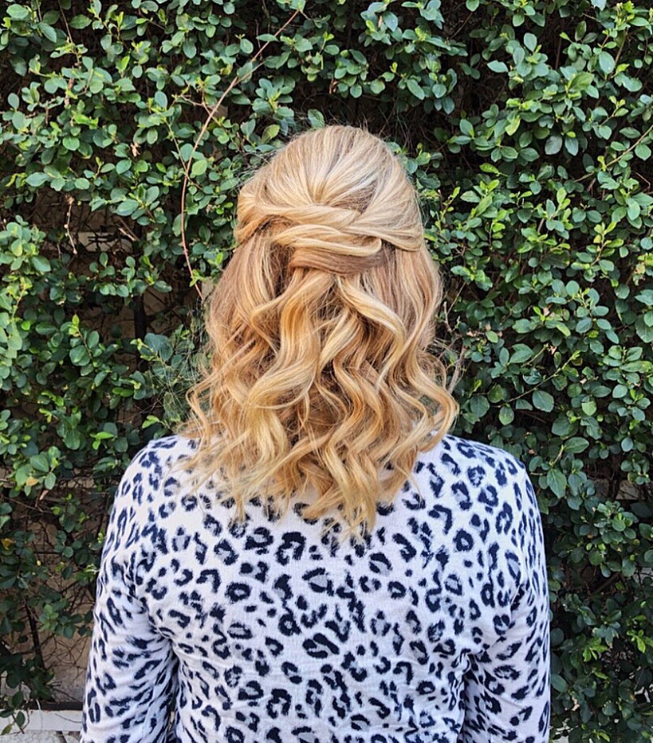 16-shorthairstyles-april-2020