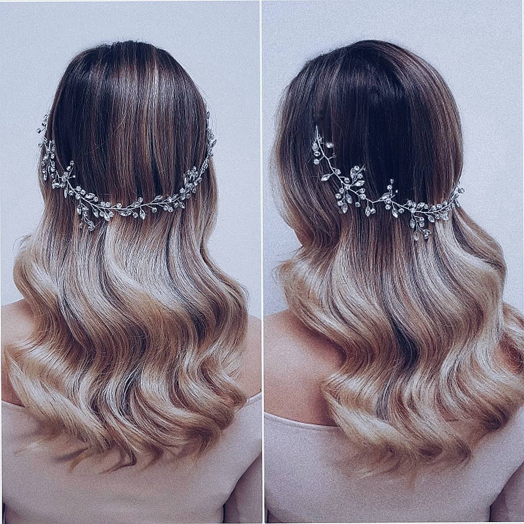 18-classic-waves Short hair styled in classic waves and topped with a halo accessory.