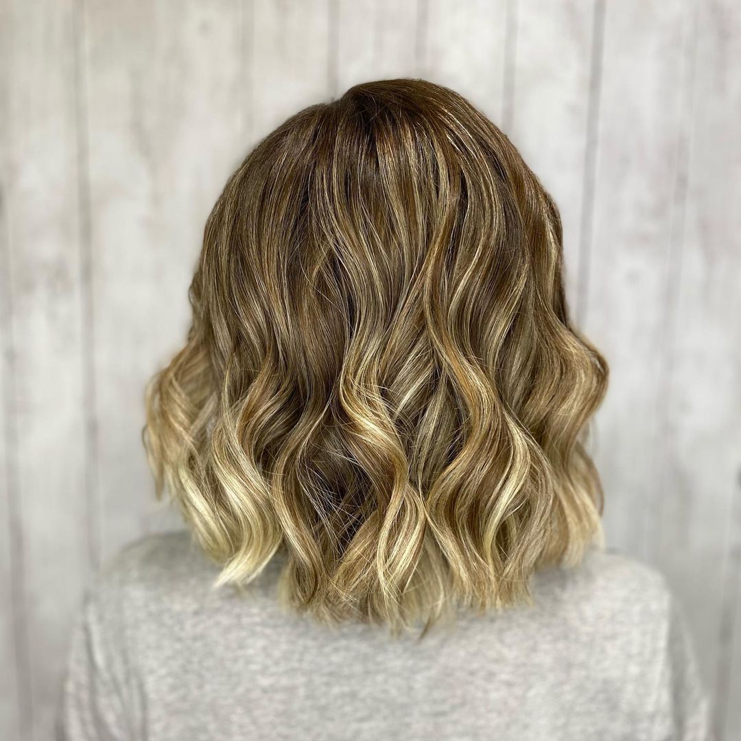 23-short-blunt-hairstyles-apr21