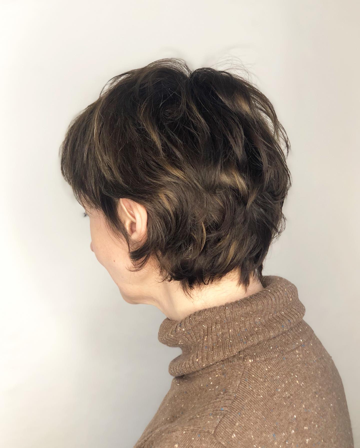 Short bixie with blonde highlights