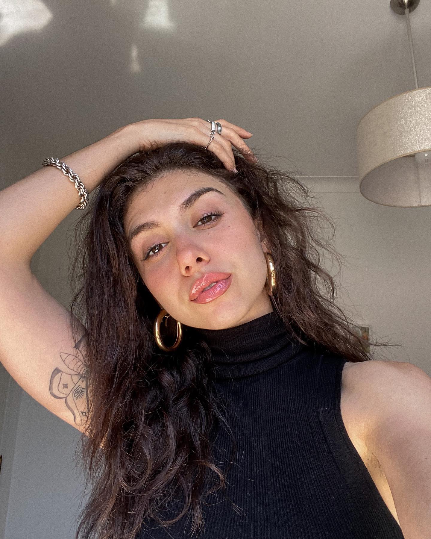 280204053_332316035594497_1172381134891625445_n