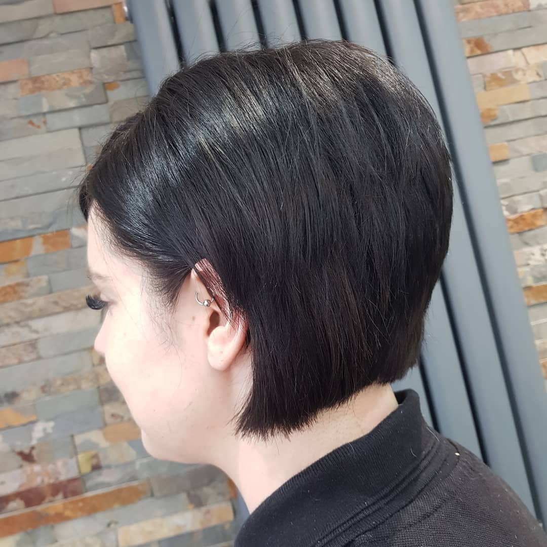 Short bob hairstyle