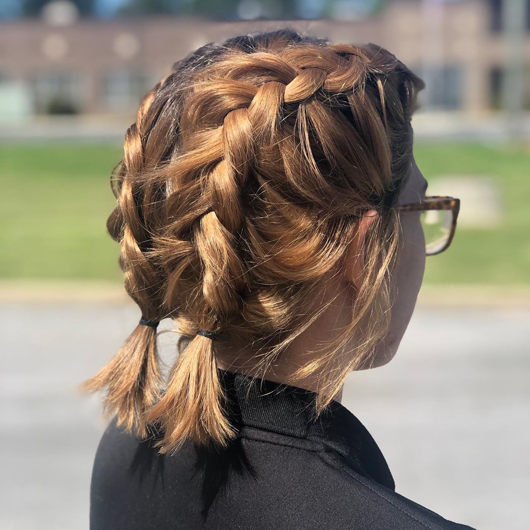 6-short-updo-hairstyles-august-2020