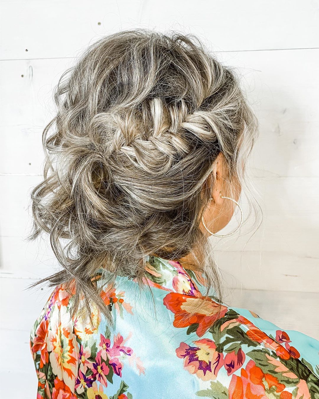 8-short-updo-hairstyles-august-2020