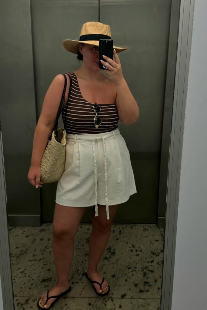 beach-outfits-11-683x1024-1 Striped Tank and High-Waisted Shorts