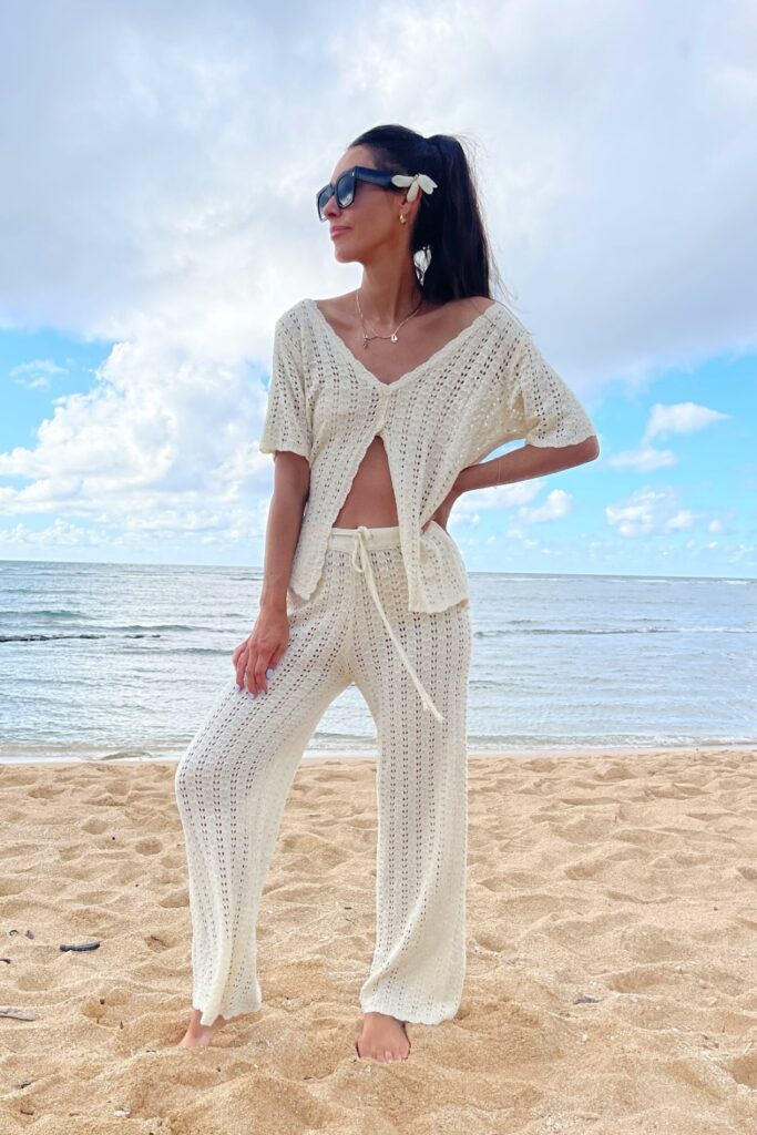 beach-outfits-20-683x1024-1 Cream Crochet Separates