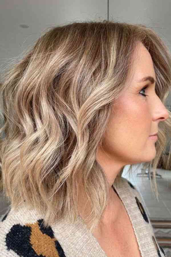 Beachy Waves with Textured Ends
