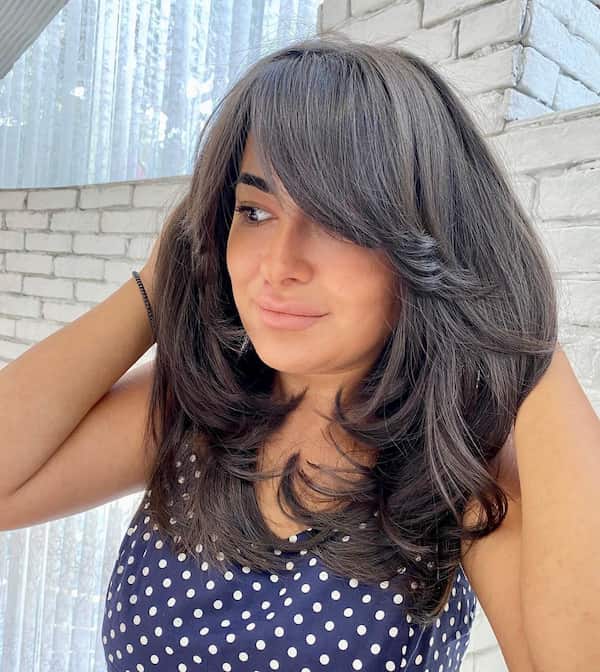 Butterfly Shaggy Haircut with Bangs