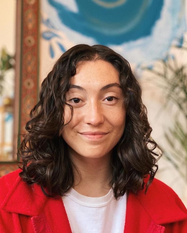 center-parted-wavy-haircut Center-parted Wavy Haircut