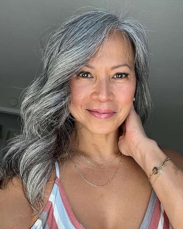 Classic Gray Wavy Haircut