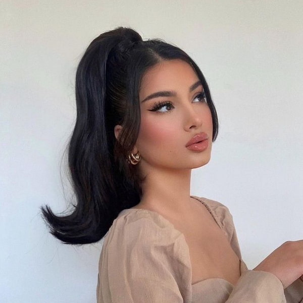 classic-ponytail-with-curtain-bangs Classic Ponytail with Curtain Bangs