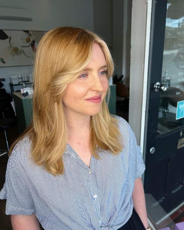 copper-balayage-hair-with-curtain-bangs Copper Balayage Hair with Curtain Bangs