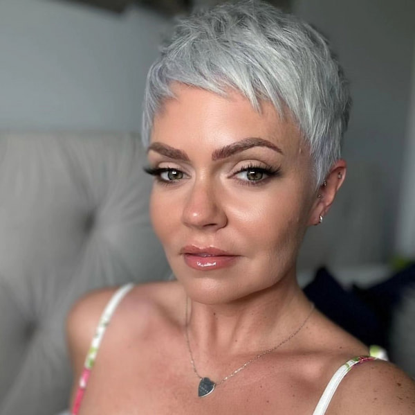 cropped-pixie-haircut