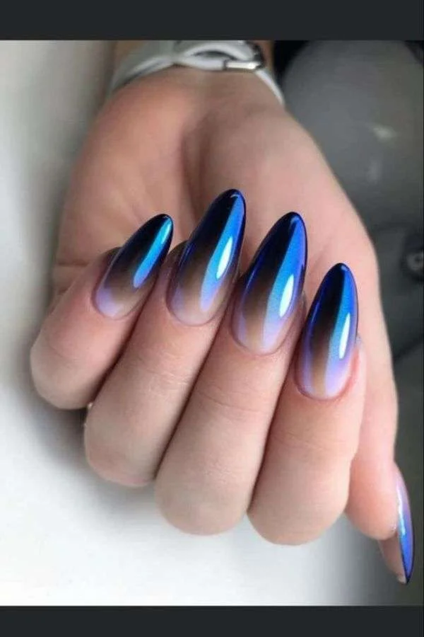 Enchanting Holographic Nails