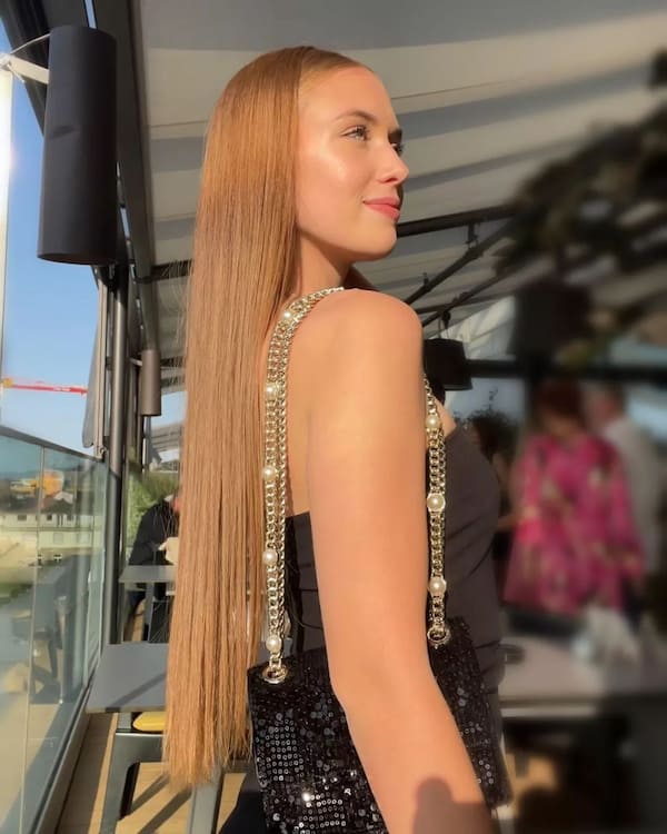 extra-long-straight-hair Extra Long Straight Hair