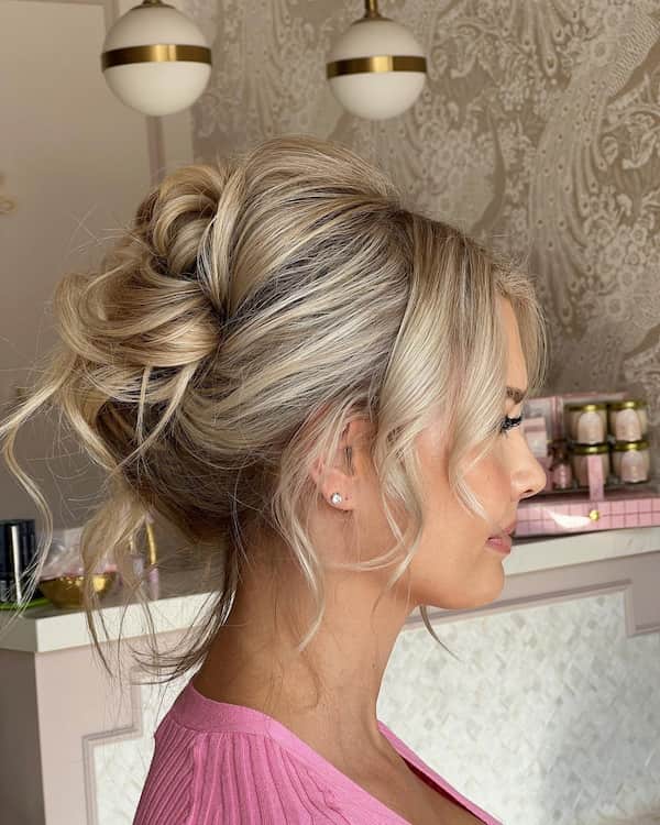 fancy-messy-updo-for-fine-hair Fancy Messy Updo for Fine Hair