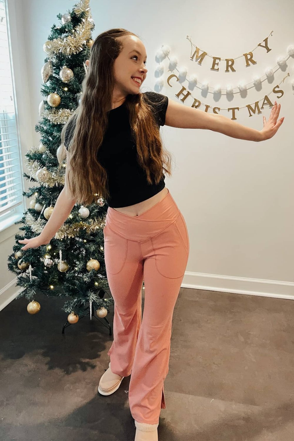 flare-leggings-outfits-13 Peachy Keen: Black Crop and Colorful Leggings