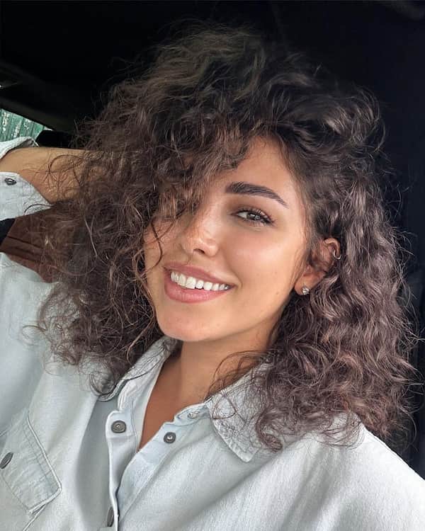 fluffy-short-loose-curly-hair Fluffy Short Loose Curly Hair