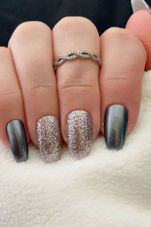 Glittery Snowy Accents