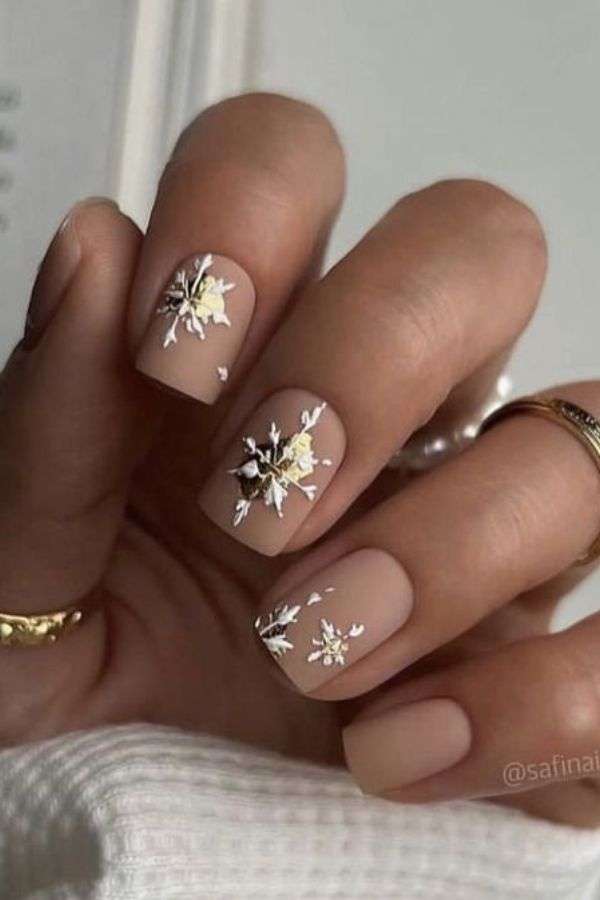 golden-snowflakes-1 Golden Snowflakes