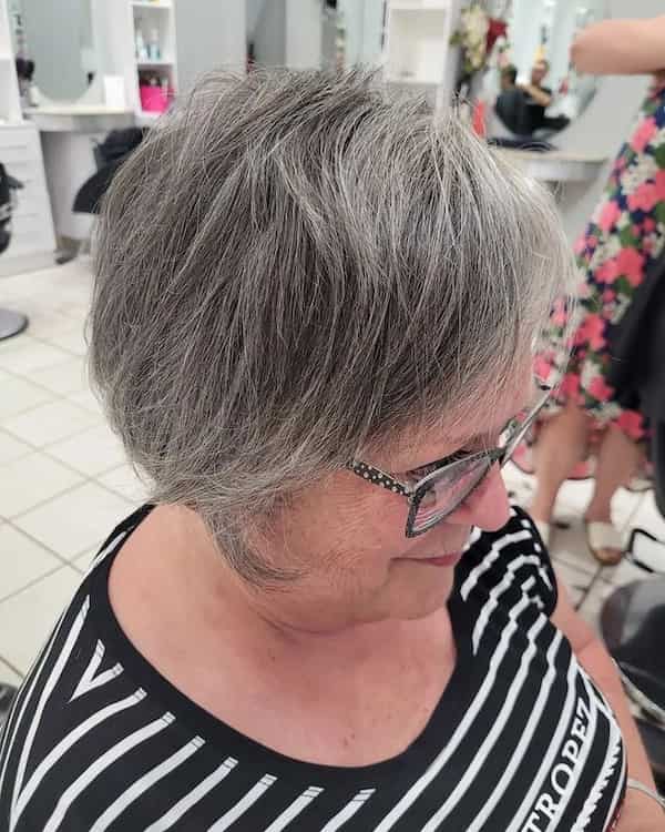 graduated-bob Graduated Bob