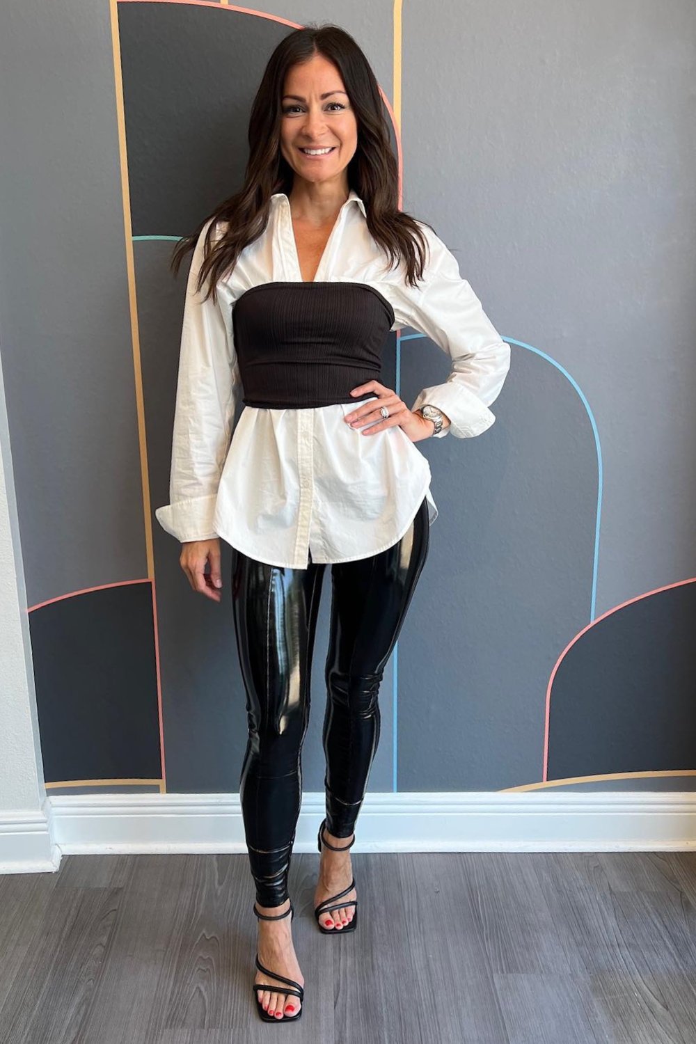 how-to-wear-a-white-button-down-shirt-15 Black Strapless Top Over Shirt with Leather Leggings