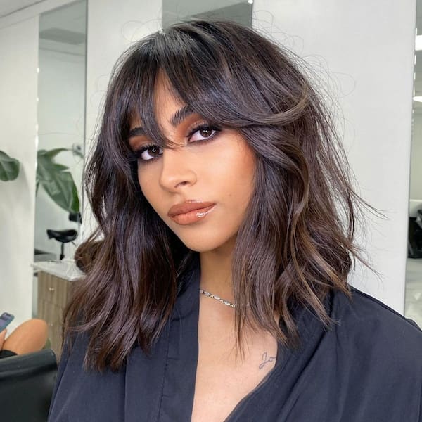 layered-bob-with-soft-swept-bangs Layered Bob with Soft Swept Bangs