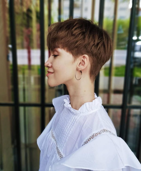Layered Pixie Haircut with Undercut