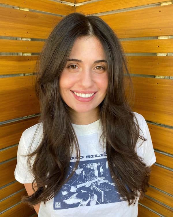 layered-wolf-cut-with-curtain-bangs Layered Wolf Cut with Curtain Bangs