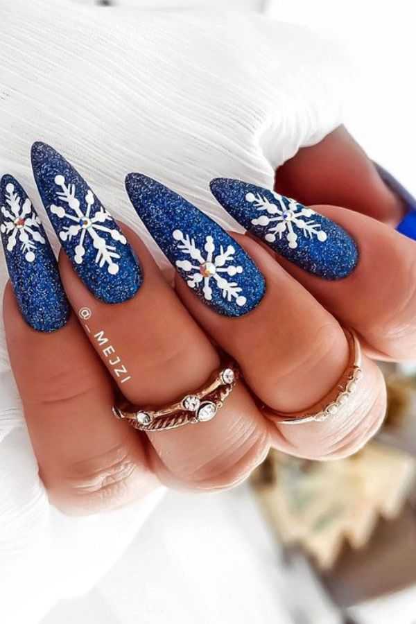matte-snowflakes Matte Snowflakes