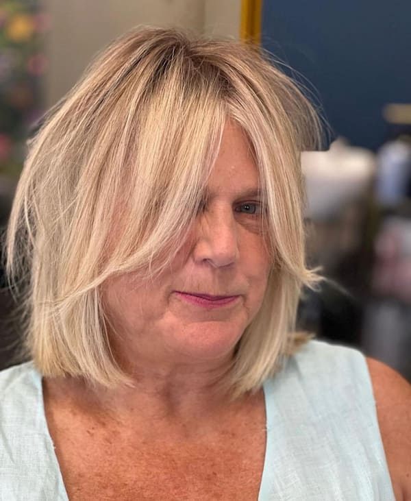 Messy Blonde Bob with Layers and Bangs