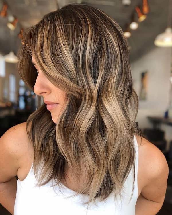 mid-length-wavy-balayage Mid-length Wavy Balayage