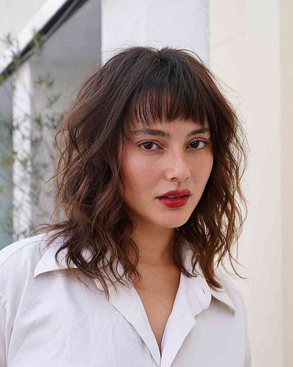 Natural Choppy Lob with Fringe