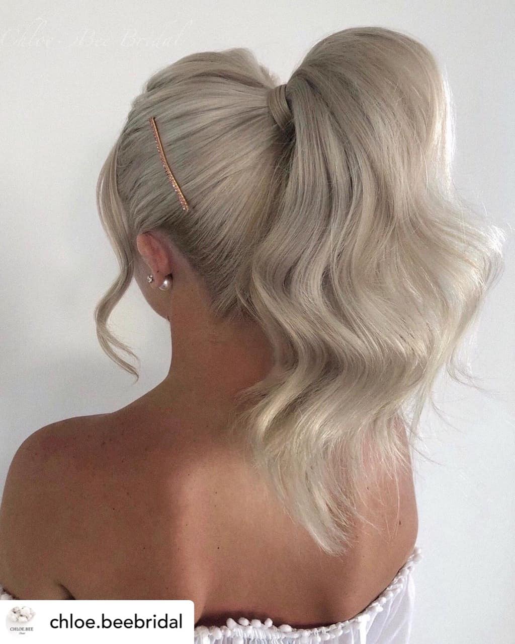 A voluminous ponytail is the perfect hairstyle for New Years Eve!
