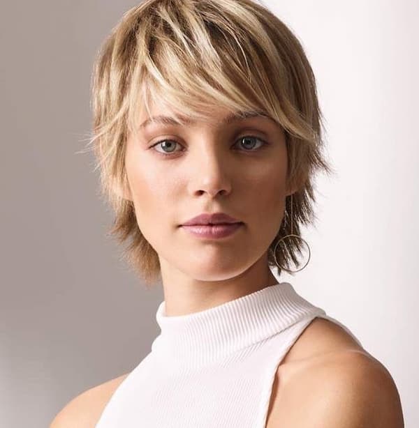 pixie-bob-haircut-with-fringe Pixie Bob Haircut with Fringe