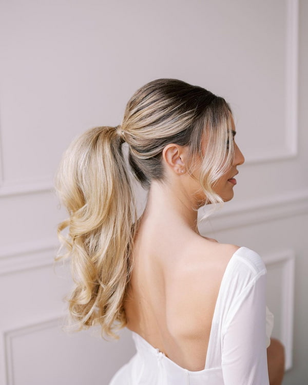 ponytail-updo-with-frontal-curls Ponytail Updo with Frontal Curls