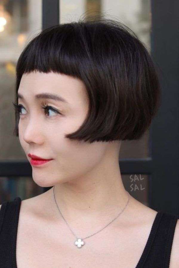 retro-bob-with-micro-bangs Retro Bob with Micro Bangs