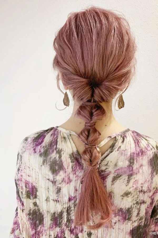 Ribboned Reef Updo